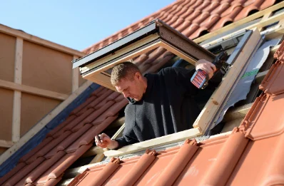 Pose de fenêtres de toit Velux à Mothern